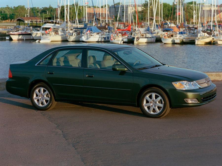  Toyota Avalon (MCX20) 2000 года  (фото 8 из 11)
